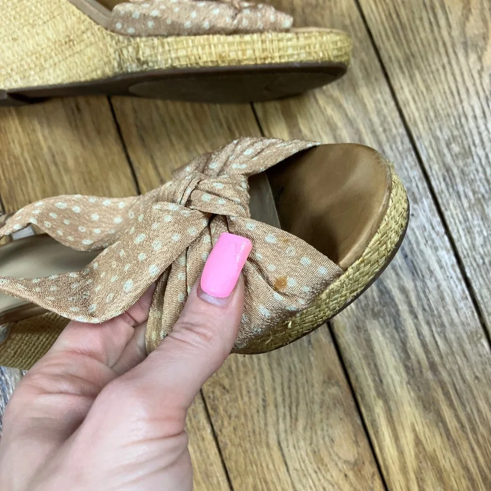 Kate Spade‎ New York Polka Dot Bow Raffia Wedge Sandals Tan Cream 9.5M